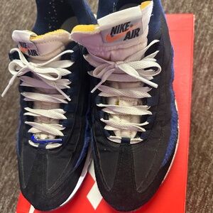 Nike Air Max 95 SE AMRC
